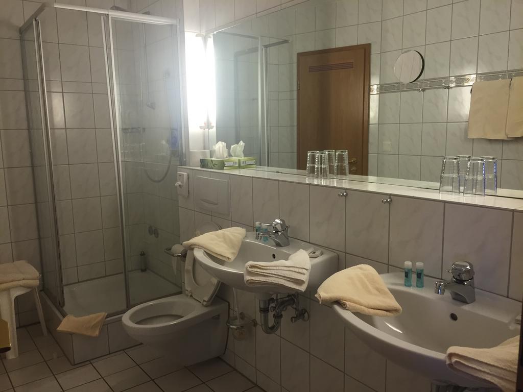 Hotel Zur Buche Bockhorn  Esterno foto